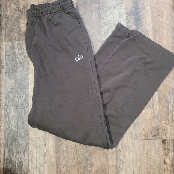 ALO Yoga Brown Pants - Picture 2 of 4